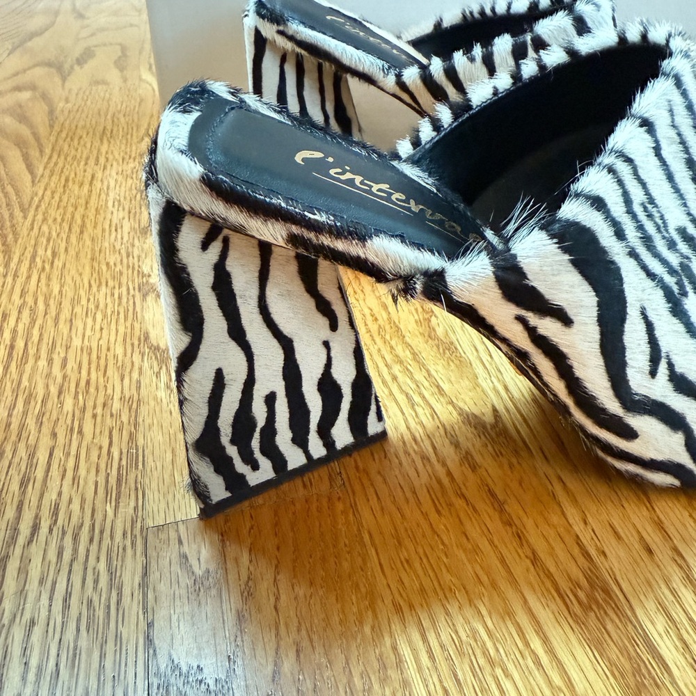 L'INTERVALLE Black and White Zebra Mules - Picture 2 of 4
